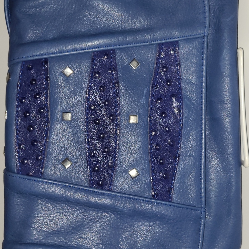 Elie Handbags Blue leather crossbody - Picture 2 of 11